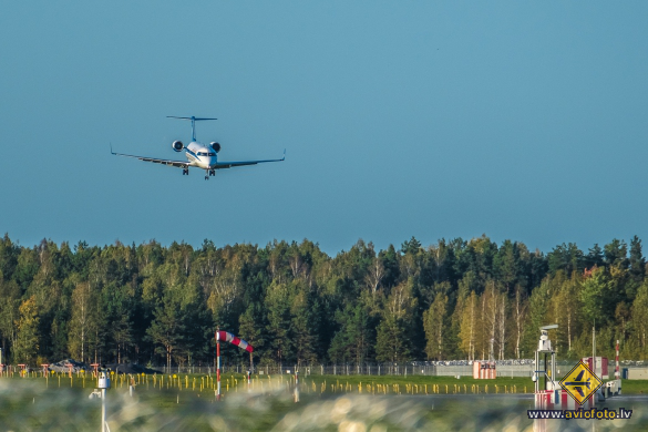Bombardier CRJ-200ER (CL-600-2B19)